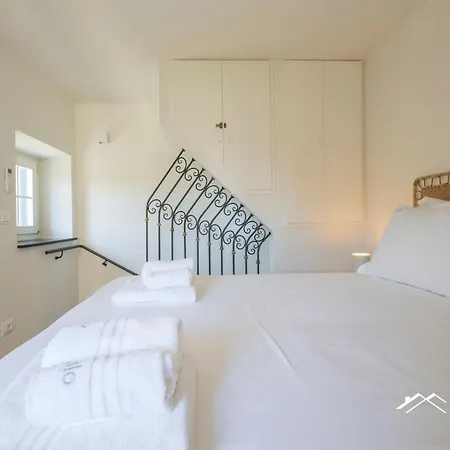 2min | 2br| Wifi|a/c| By Tilo 3*